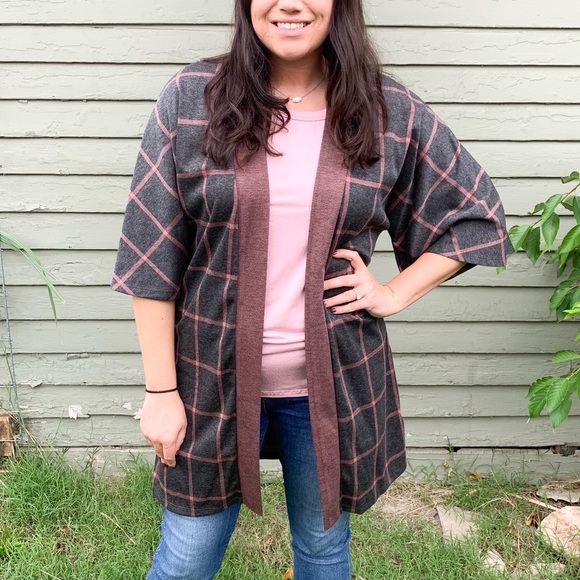 Charcoal and burgundy plaid cardigan - Picture 4 of 7